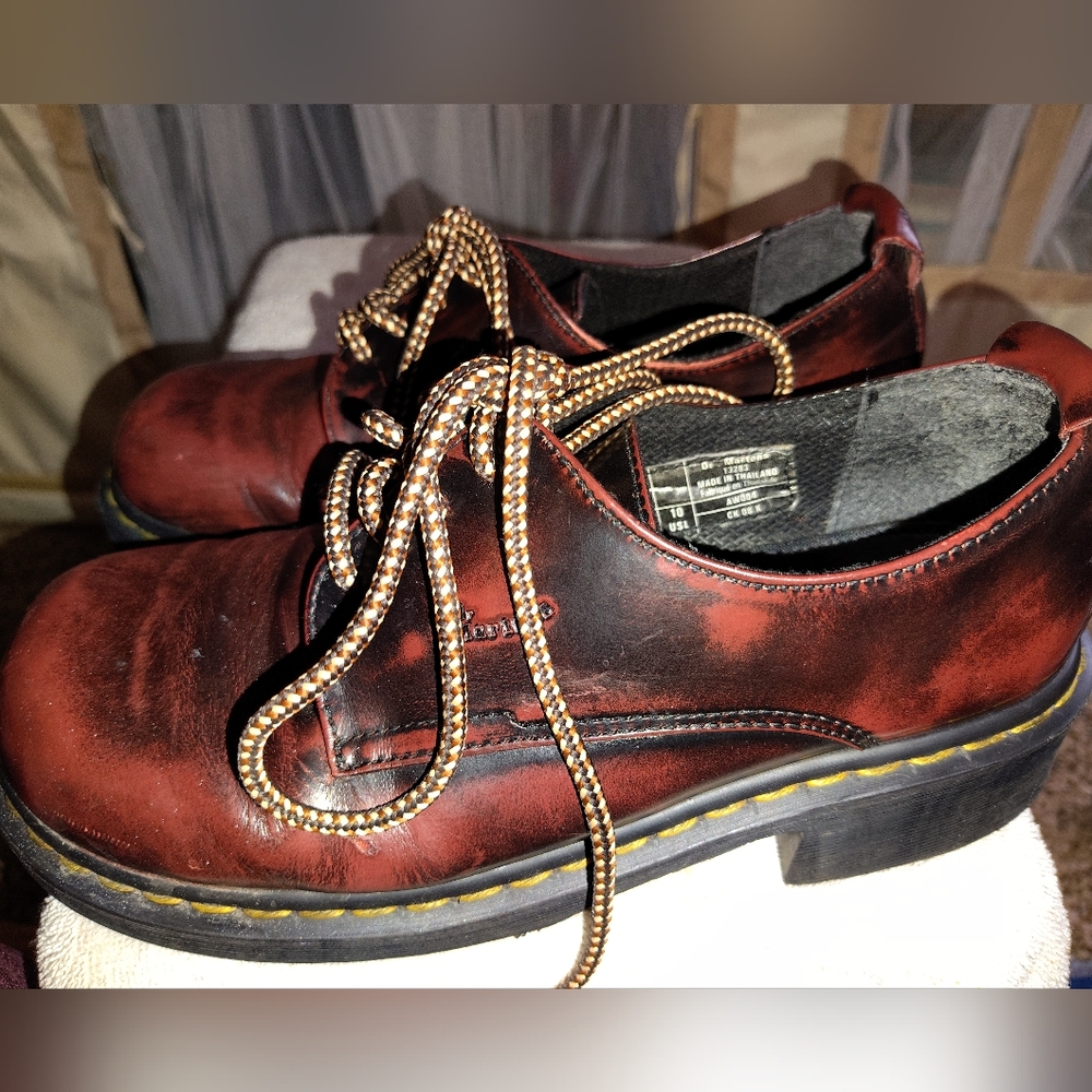 Doc martens size 11w/9m platform boots